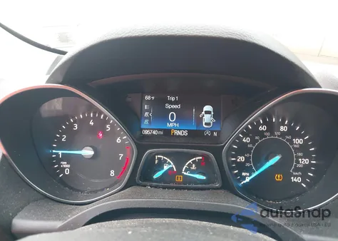 2018 Ford Escape Se from USA, damaged, VIN 1FMCU9GD3JUC31575